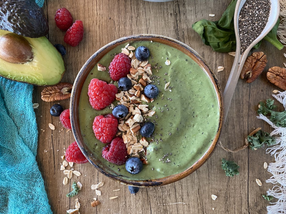 Green Smoothie Bowl Green Smoothie Bowl